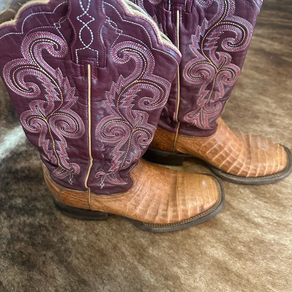 Lucchese Tan/Burgundy Caiman (Croc) Women’s Cowboy Boots - Picture 3 of 10
